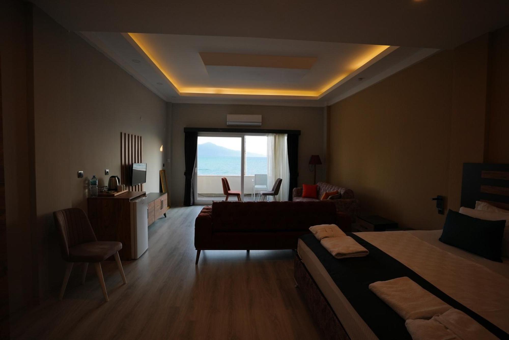 Villa Sevilla Kusadasi Exterior foto