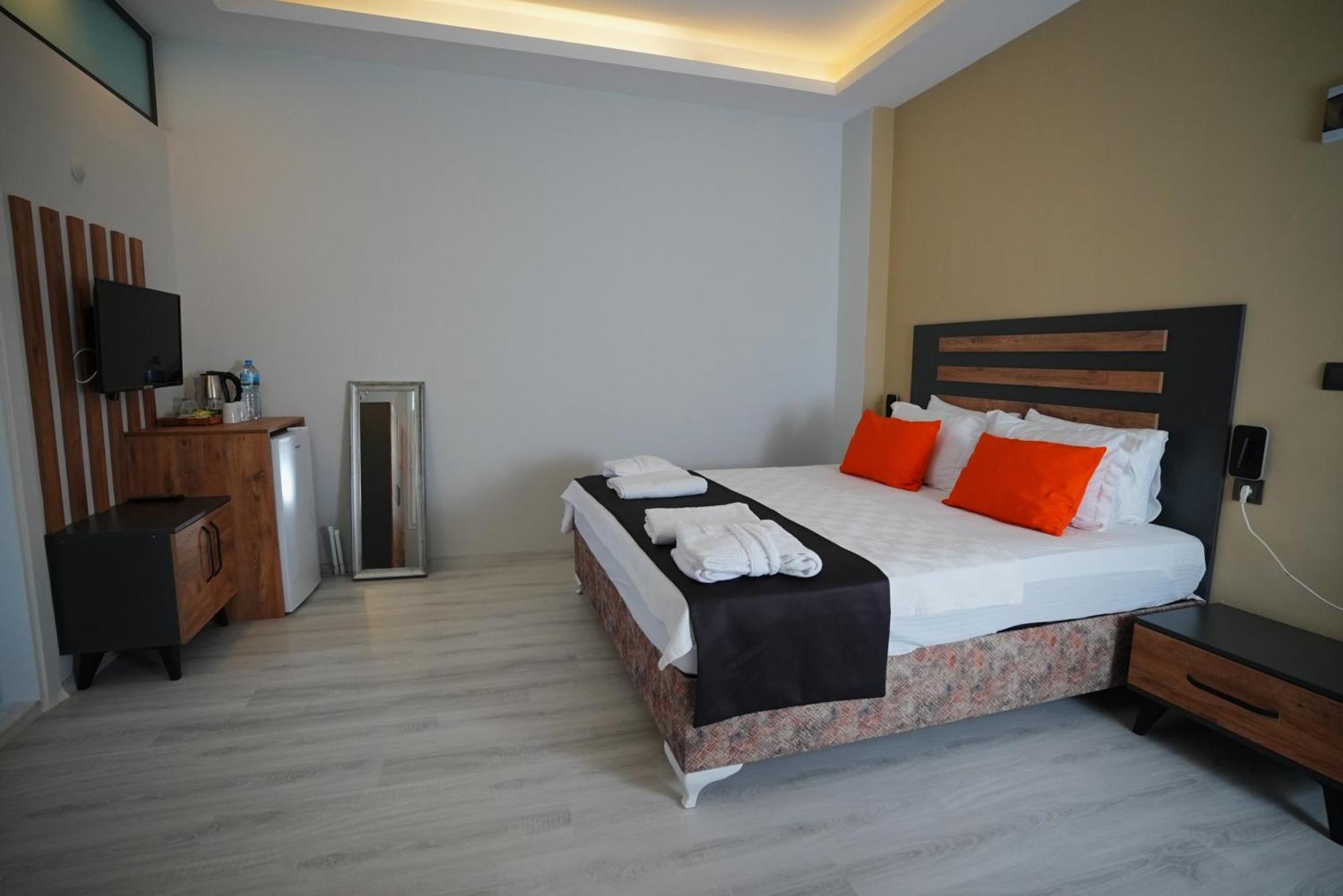 Villa Sevilla Kusadasi Exterior foto