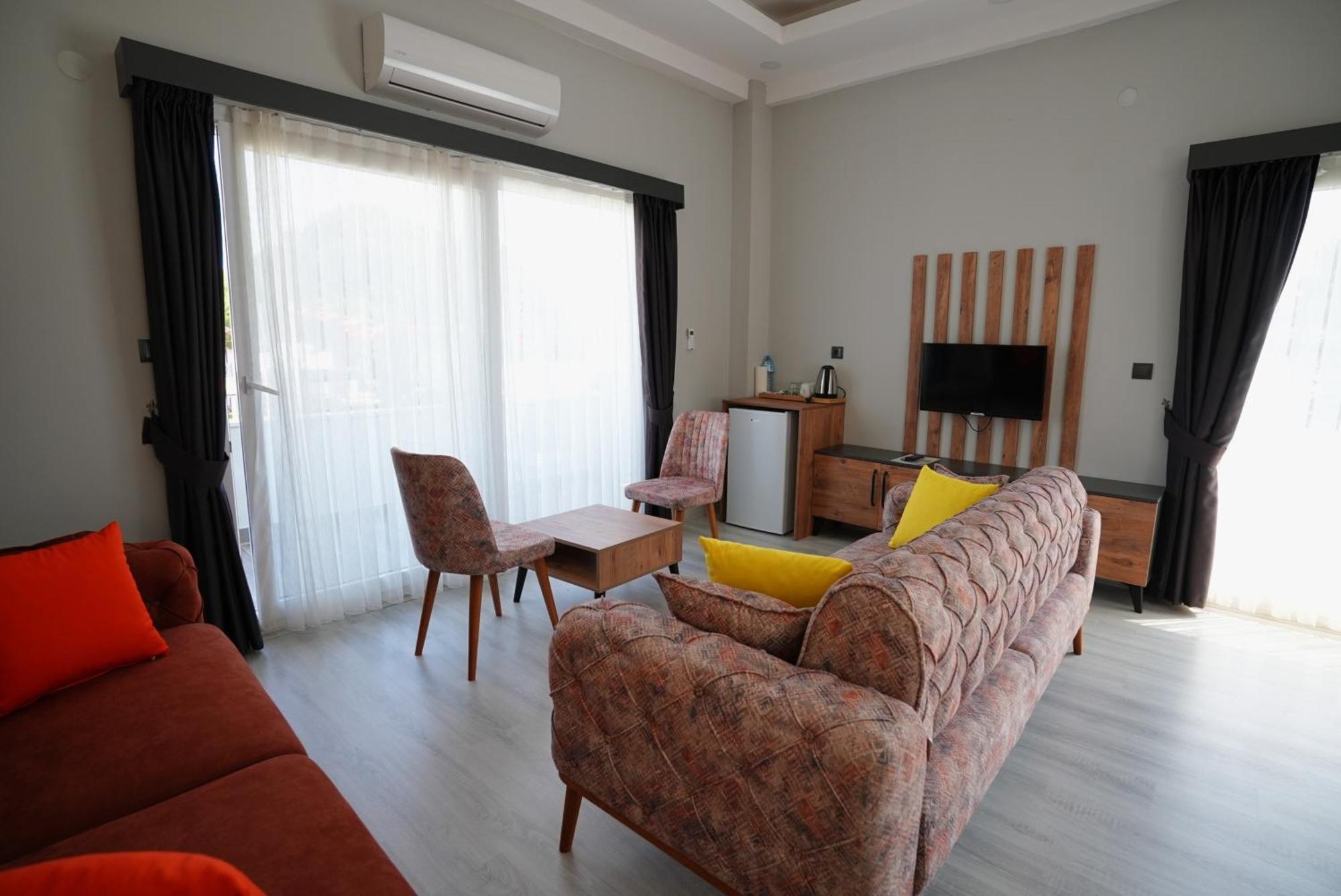 Villa Sevilla Kusadasi Exterior foto