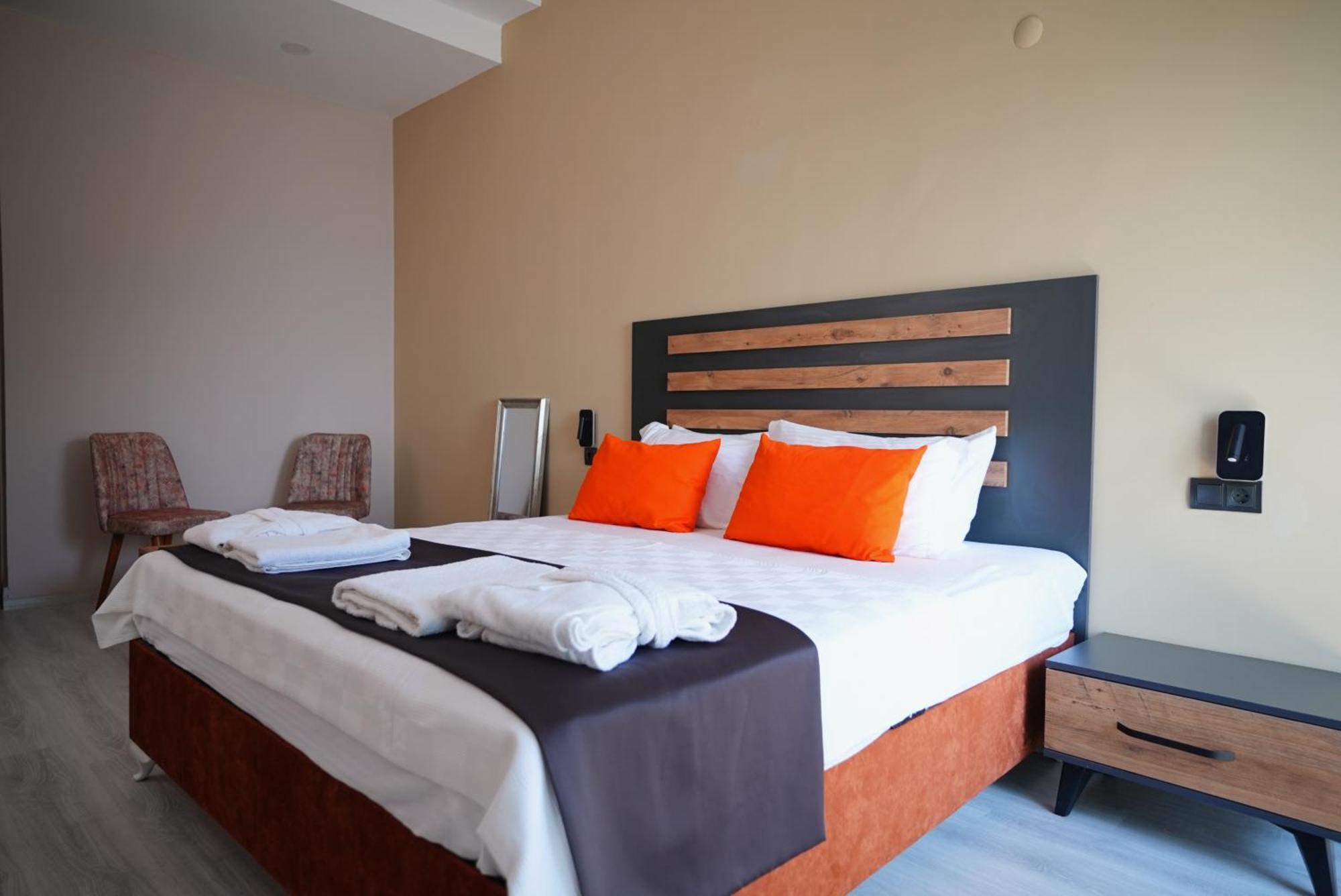 Villa Sevilla Kusadasi Exterior foto